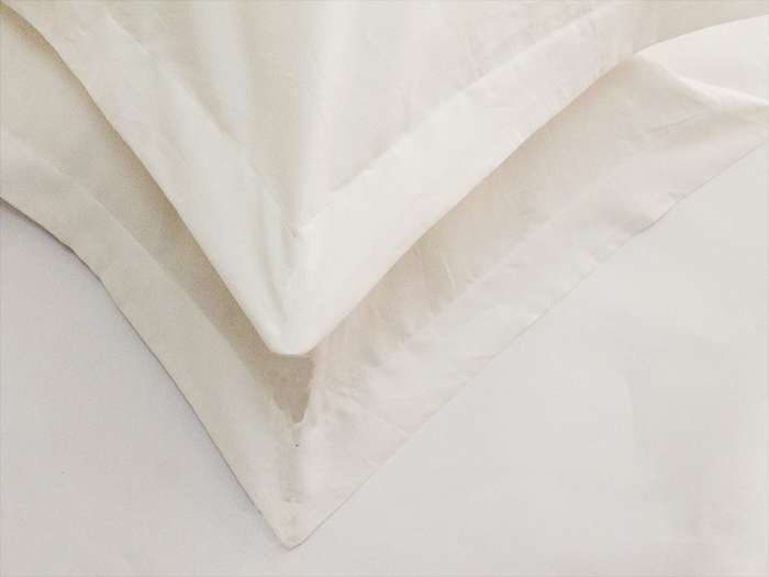 Rey's Fine Linen - Premium Collection 300 TC 100% Cotton - Oxford Pillow Cover Set