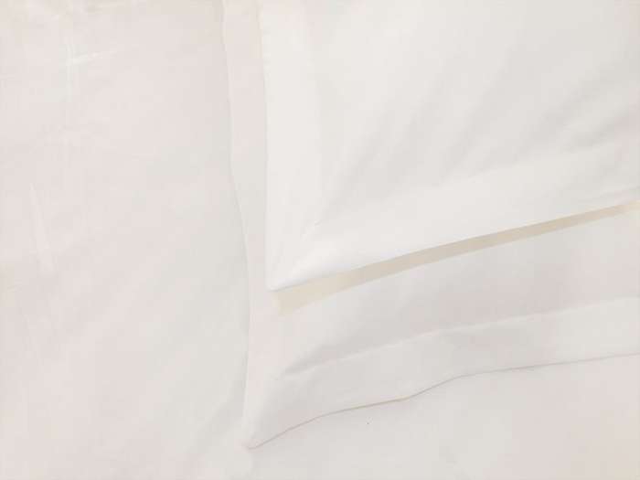 Rey's Fine Linen - Hotel Collection - Oxford Pillow Cover Set