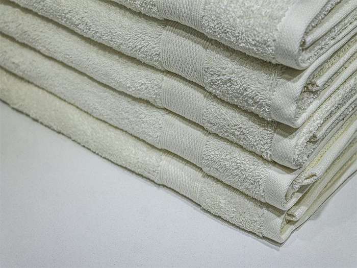 Bunty's Plush 450GSM 70x130cms Bath Towels