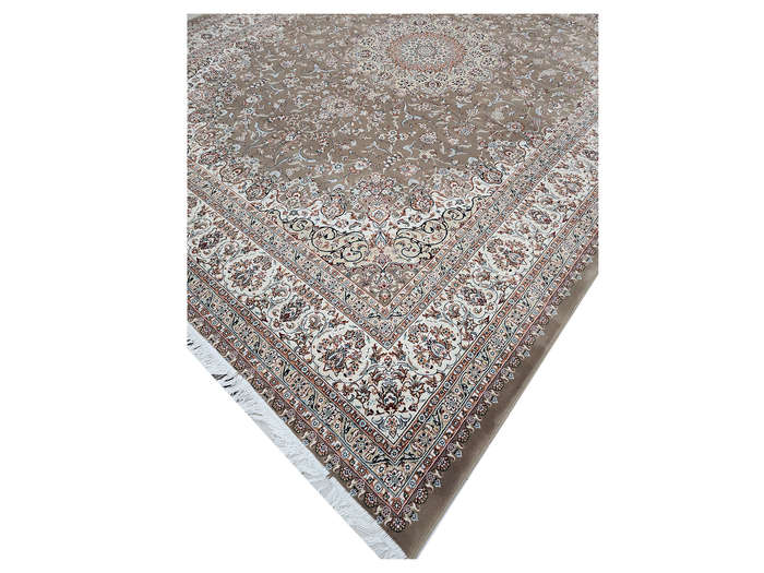 Beautiful Persian Kashan Carpet - 400 x 300 CM