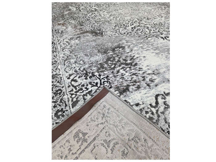 Stunning Vintage Style Machine Made Carpet - 340 x 240 CM