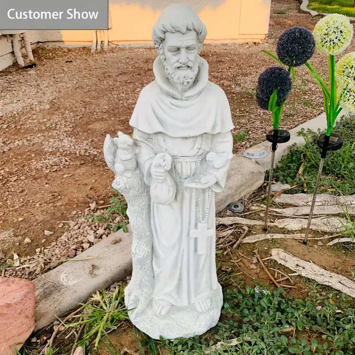 79cm St Francis of Assisi Feeding the Squirrel - Indoors or Outdoors