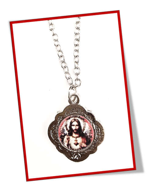 Sacred Heart of Jesus pendant on 50cm Chain