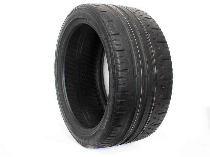 225-40-18" Wanli Semi-Slick Tyres (Clearance! only 1 single tyre available)