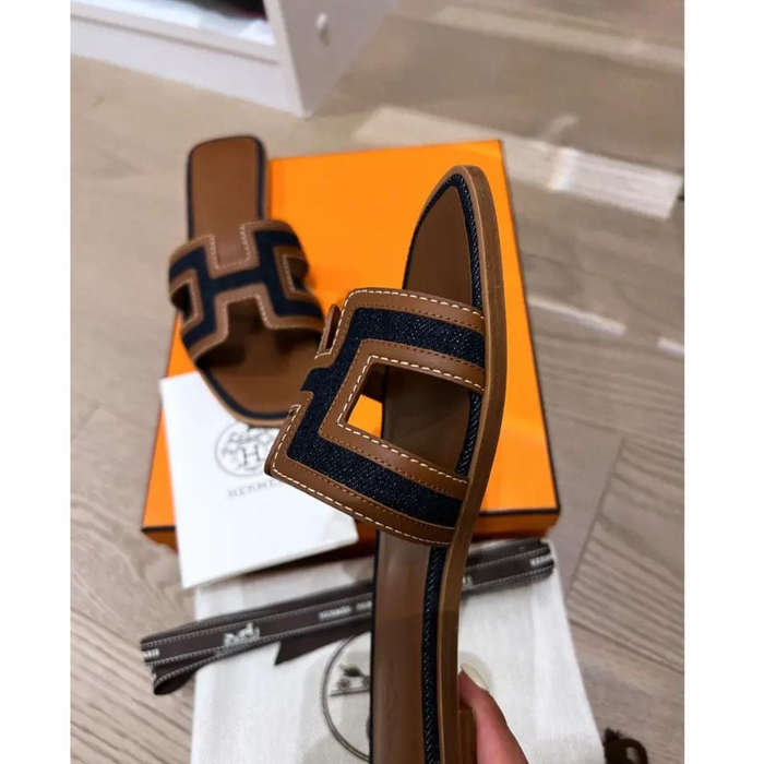 Stitch Detail Cut-out H-bar Flat Shoes