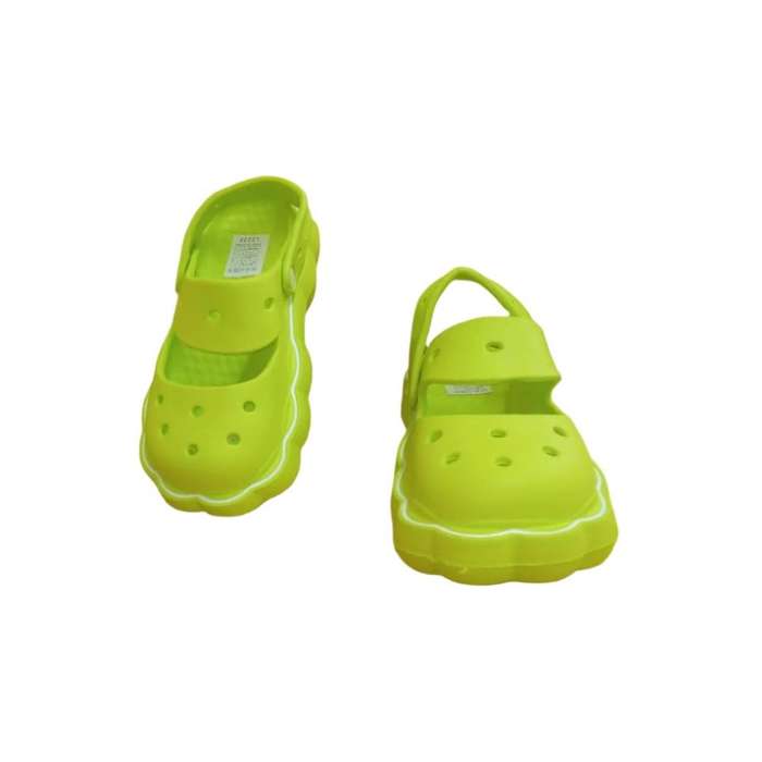 Women Non-slip Cut Out Multi-way Wear Clogs.