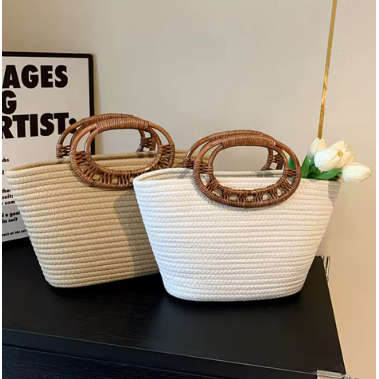 Large Capacity Woven Rattan Handle Handwoven Shoulder Handbag