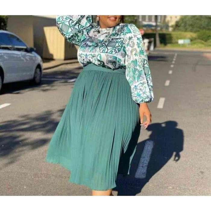 Floral Pleated Flourish Top Fit and Flare Midi Skirt 2 Piece Set