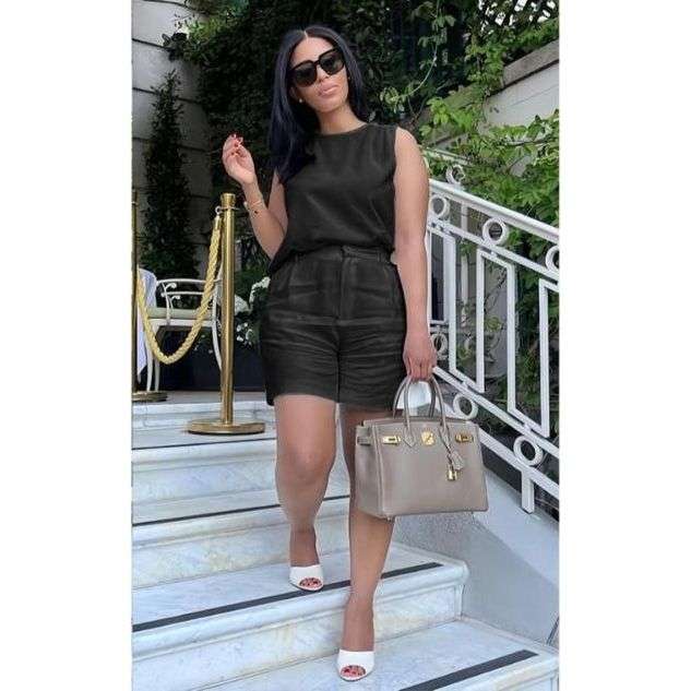 Stylish Shorts and Round-Neck Top 2 Piece Set