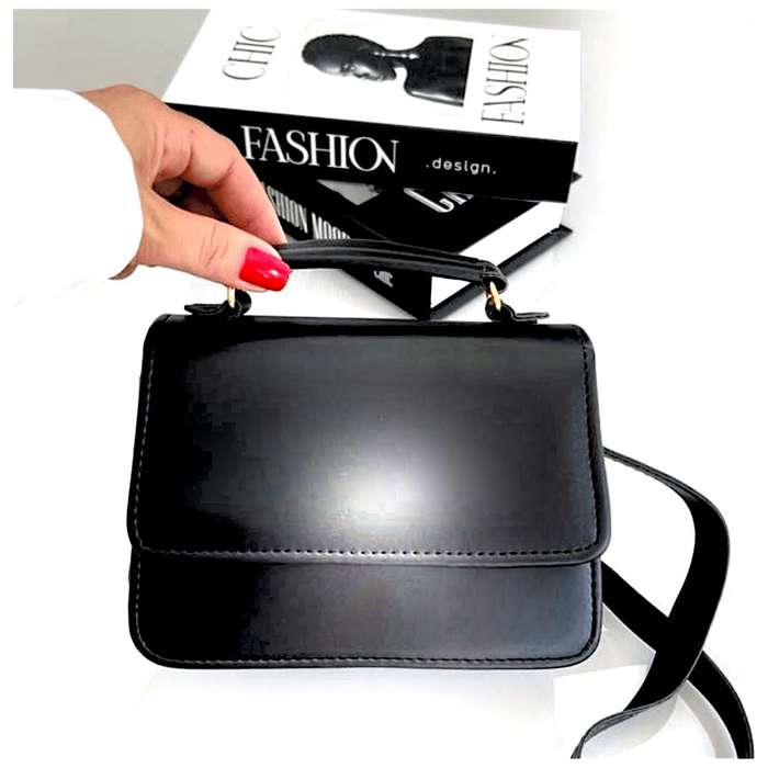 Multifunctional Mobile Phone Shoulder Bag.