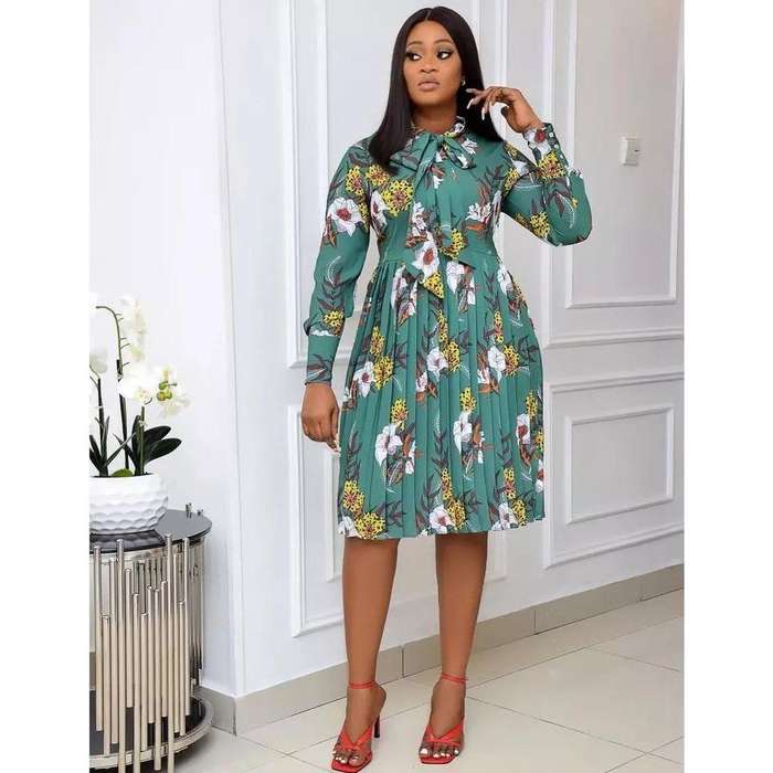Floral Print Pleated Dress