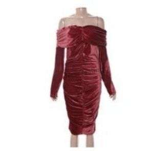 Off Shoulder Velvet Dress 