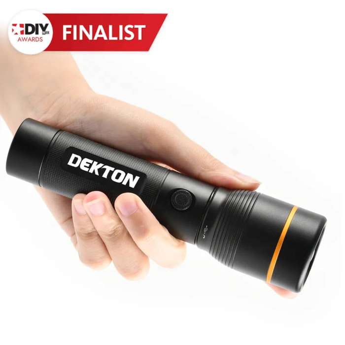 DEKTON Pro Light XP 2000 Professional Rechargeable Torch - 2000 Lumens / 300m Distance
