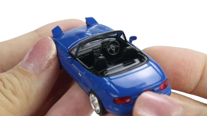 Eunos Roadster Mariner Blue Headlight Up 1:64 Model