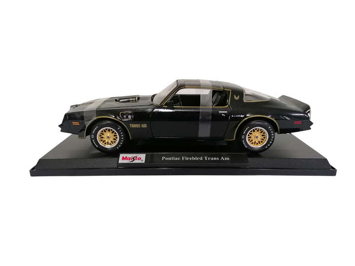 Maisto Pontiac Firebird Trans Am 1:18 Model