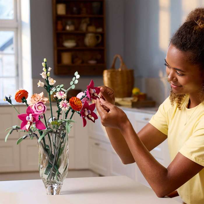 LEGO 10342 Botanicals Pretty Pink Flower Bouquet