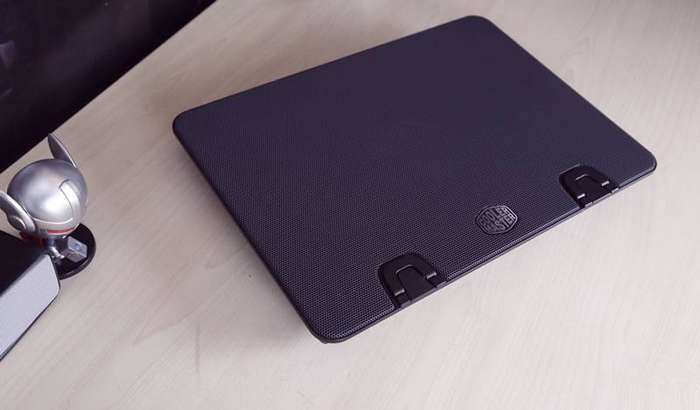 Cooler Master NotePal ErgoStand IV 17''; 1 x Silent 140mm Fan; 5 x Height Adjust; 4 x USB  Output...
