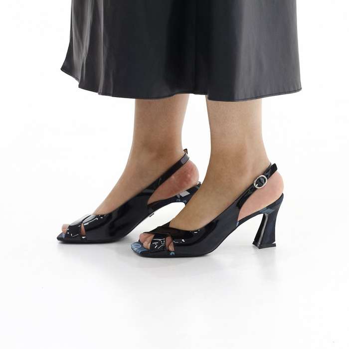 SUKI block heel slingback cross over 7.5CM heel sandal