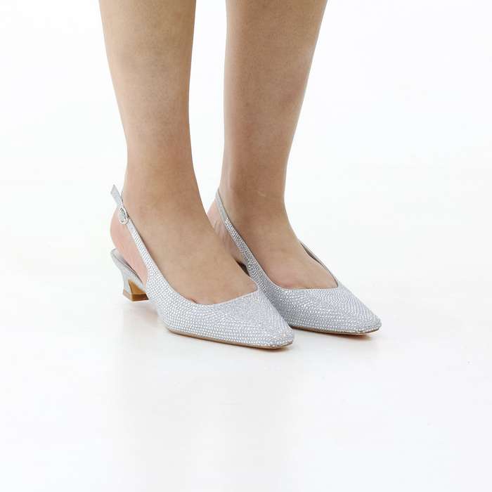 Ruby low 3.5 cm heel slick back with diamante