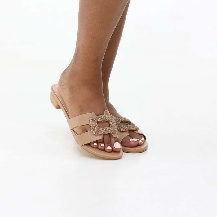 Elleri low 2.5 cm heel slide with diamond trim