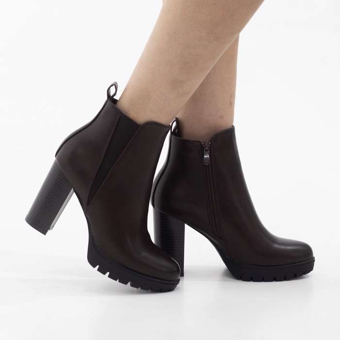 Yafa 10cm heel side zip ankle boot coffee
