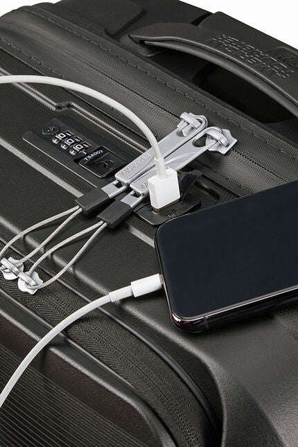 American Tourister Airconic 55cm Cabin Spinner | Onyx Black