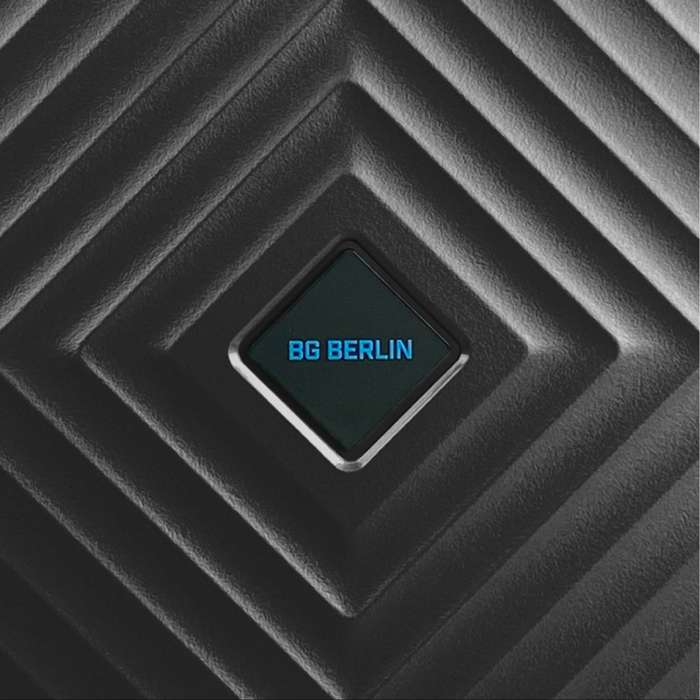 BG Berlin Cube Spinner Collection 67cm Black