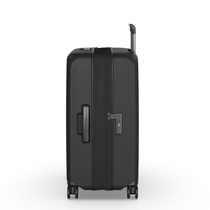 Victorinox Airox Advanced Medium Spinner | Black