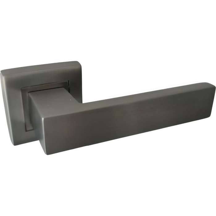 Square stainless steel lever handle on rose