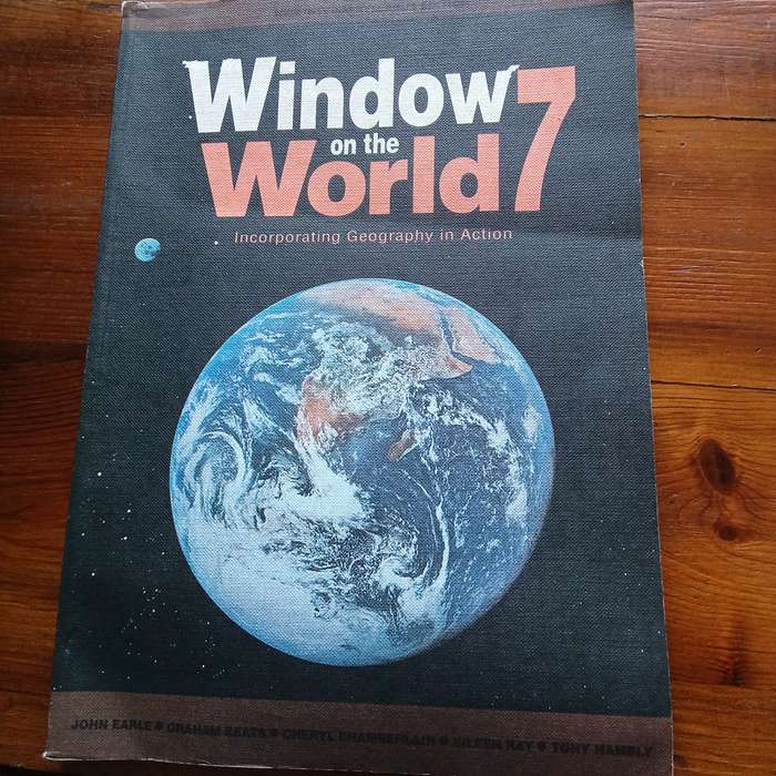 Window on the World 7 - Incorporating Geography in Action (John Earle et al.)