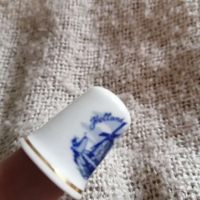 Thimble Holland 'Delft'-like (suitable for Printer's Tray)