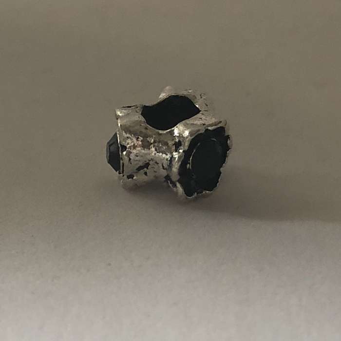 Bead Fitting Pandora Black Diamante Triad & 'Silver'
