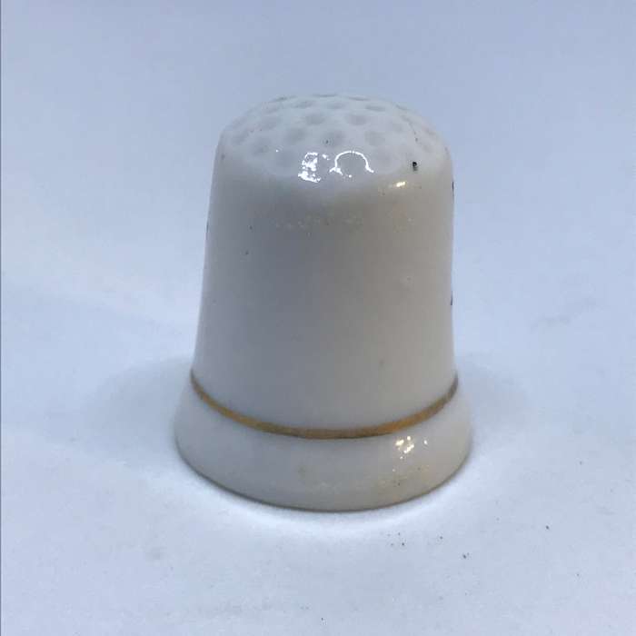 Thimble Porcelain (4 Pink Flowers)
