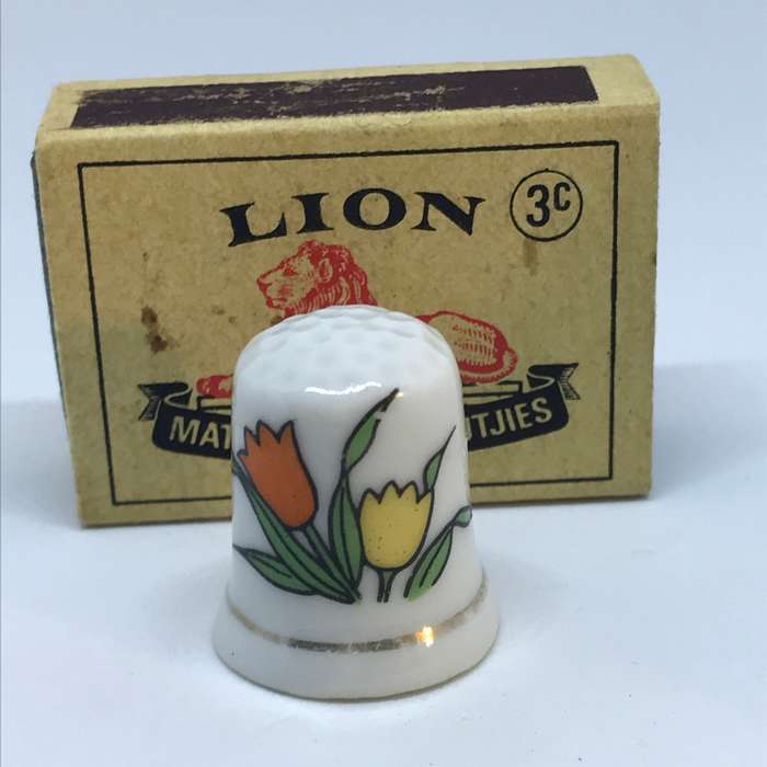 Thimble Porcelain (Tulips)