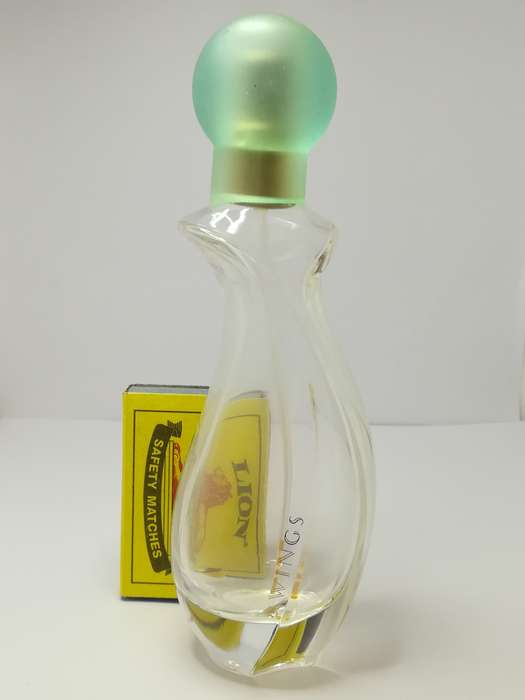 Perfume Bottle (Empty) - Wings (Giorgio Beverly Hills)