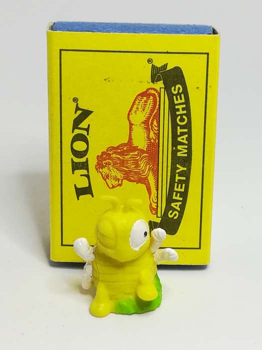 Miniature White, Yellow & Green Pencil Popper Bug (Miniature, suitable for printer's tray)