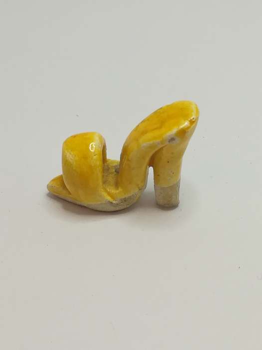 Miniature Single Yellow Ceramic High Heel Open Toe Shoes (Miniature, suitable for printer's tray)