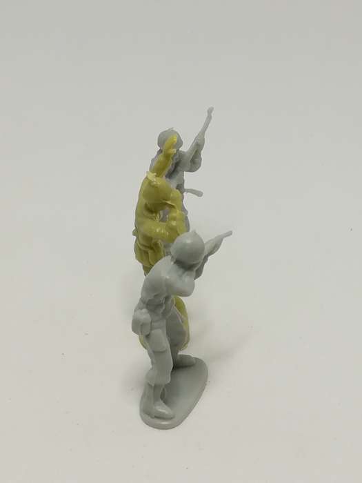 Miniature Soldiers Preparing For War (Miniature, suitable for printer's tray)