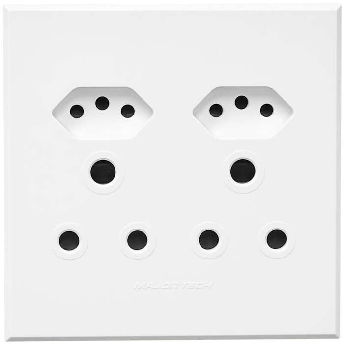 Veti 3 - 4 x 4 Unswitched RSA & V-Slim Sockets