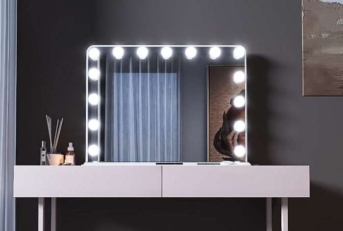 Standing Table Top LED Mirror (13.5W)