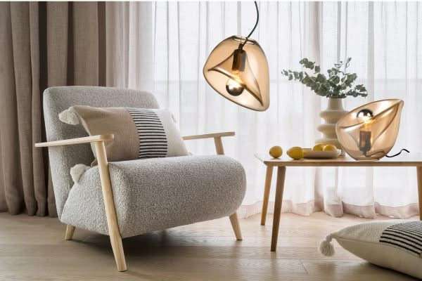 Arum Lily Glass Pendant Light