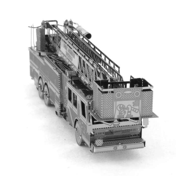 Puzzle 3D Fire Engine 89pc (Metal Earth)