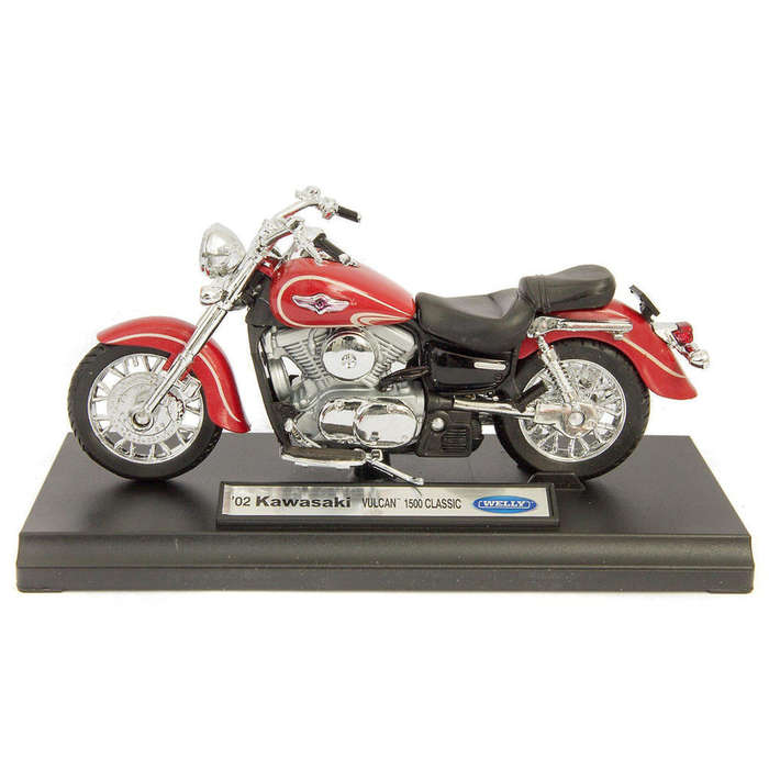 Kawasaki Vulcan 1500 Classic Red 02 (scale 1 : 18)
