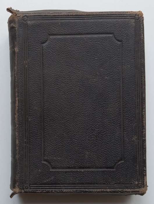 Y Bibl Cyssegr-Lan (The Bible in Welsh)