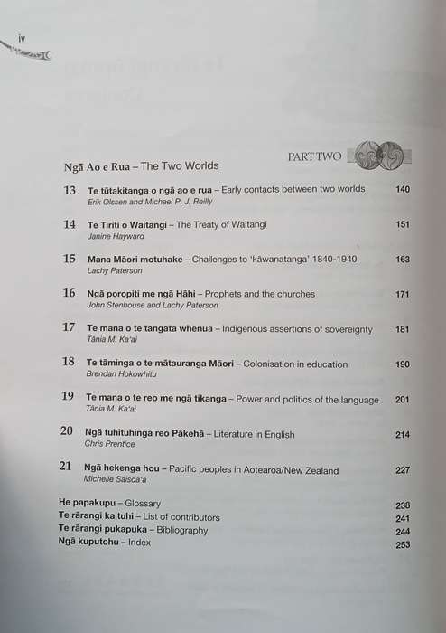Ki Te Whaiao: An Introduction to Maori Culture and Society | Tania M. Kaai, John C. Moorfield,...