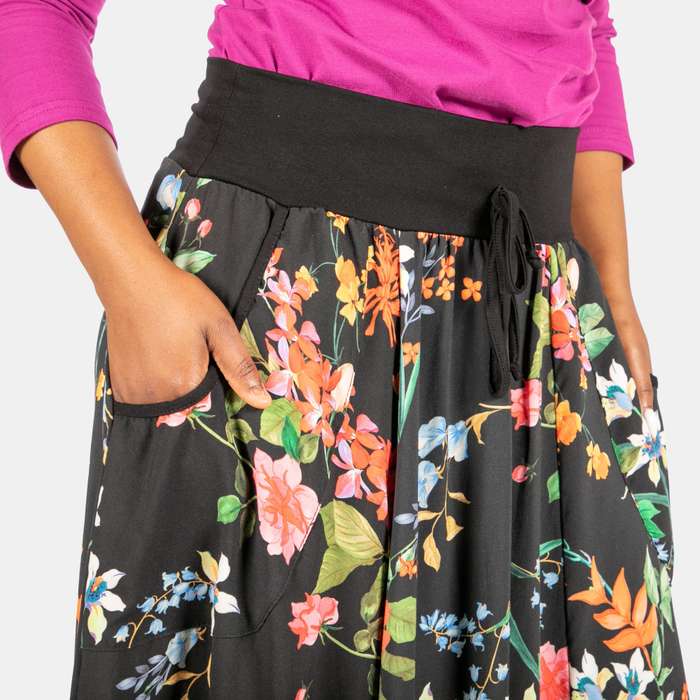 Woman's Summer Airflow Skirt