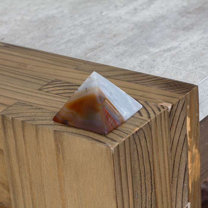 Agate Pyramid - Brown & White