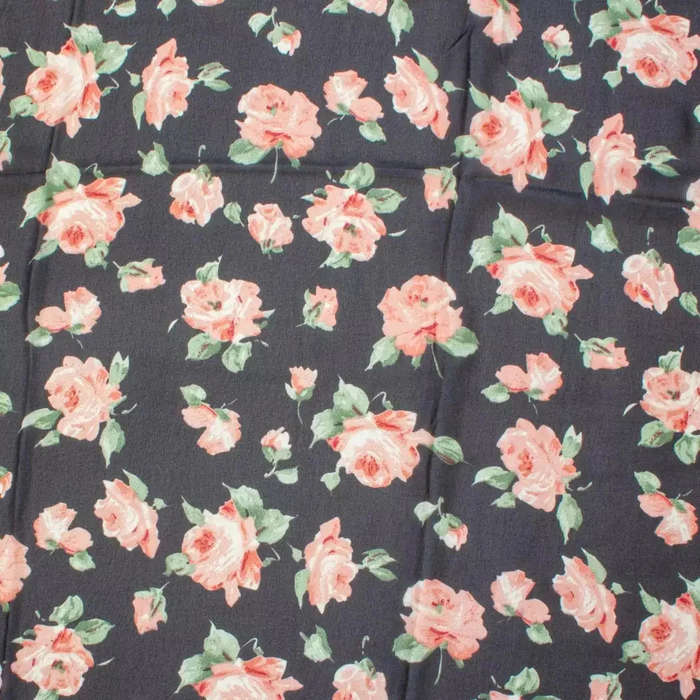 Scarf - Ebony Roses