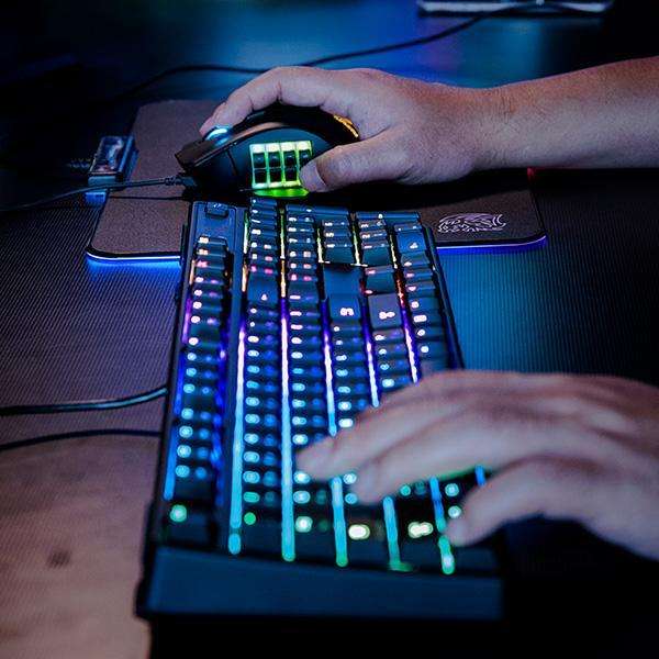 Thermaltake NEMESIS Mouse USB Type-A Optical 12000dpi Right-hand