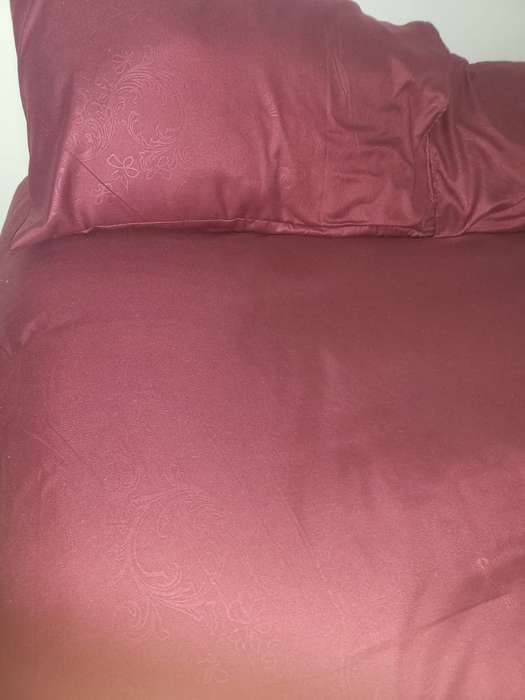 Microfibre Embossed Duvet Cover Set Red